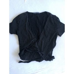 Brandy Melville Polka Dot V-Neck Tied Crop